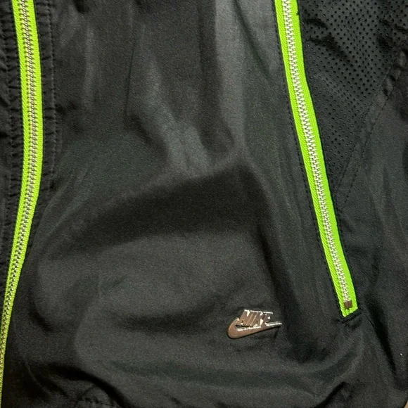 Nike Men's Zipper Closing Windbreaker Black Bomber Lightweight Jacket size XXL - Picture 3 of 6